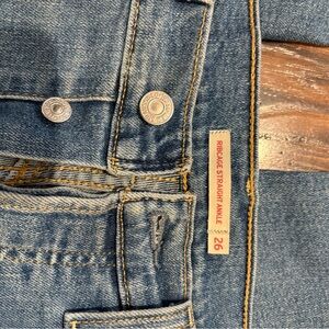 Levi’s ribcage straight leg